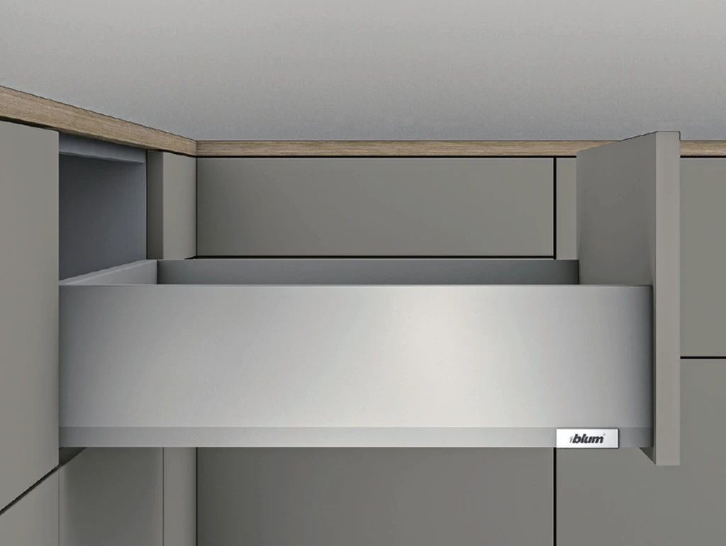 Blum drawer-kitchen cabients_