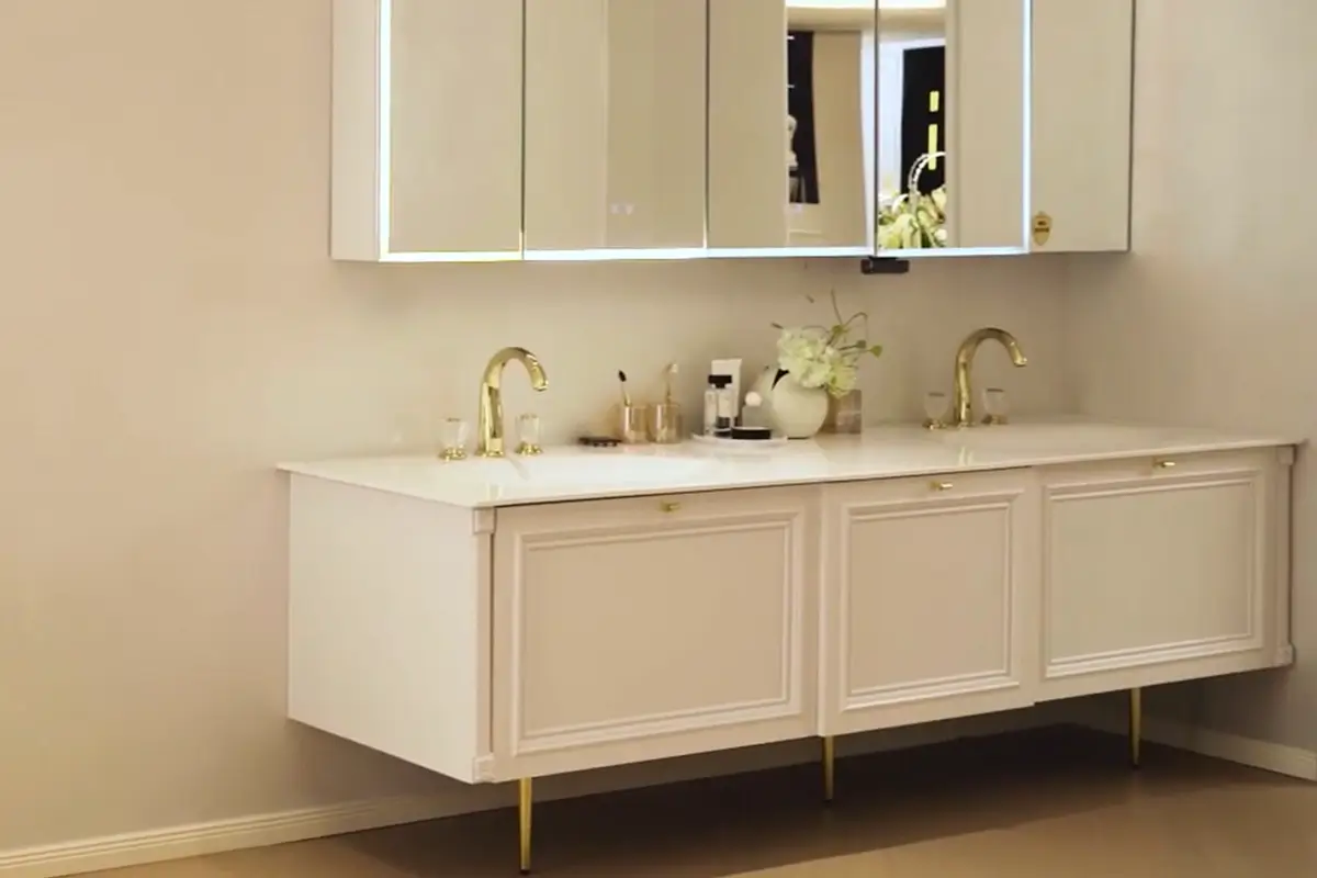 bathroom +mirror cabinets